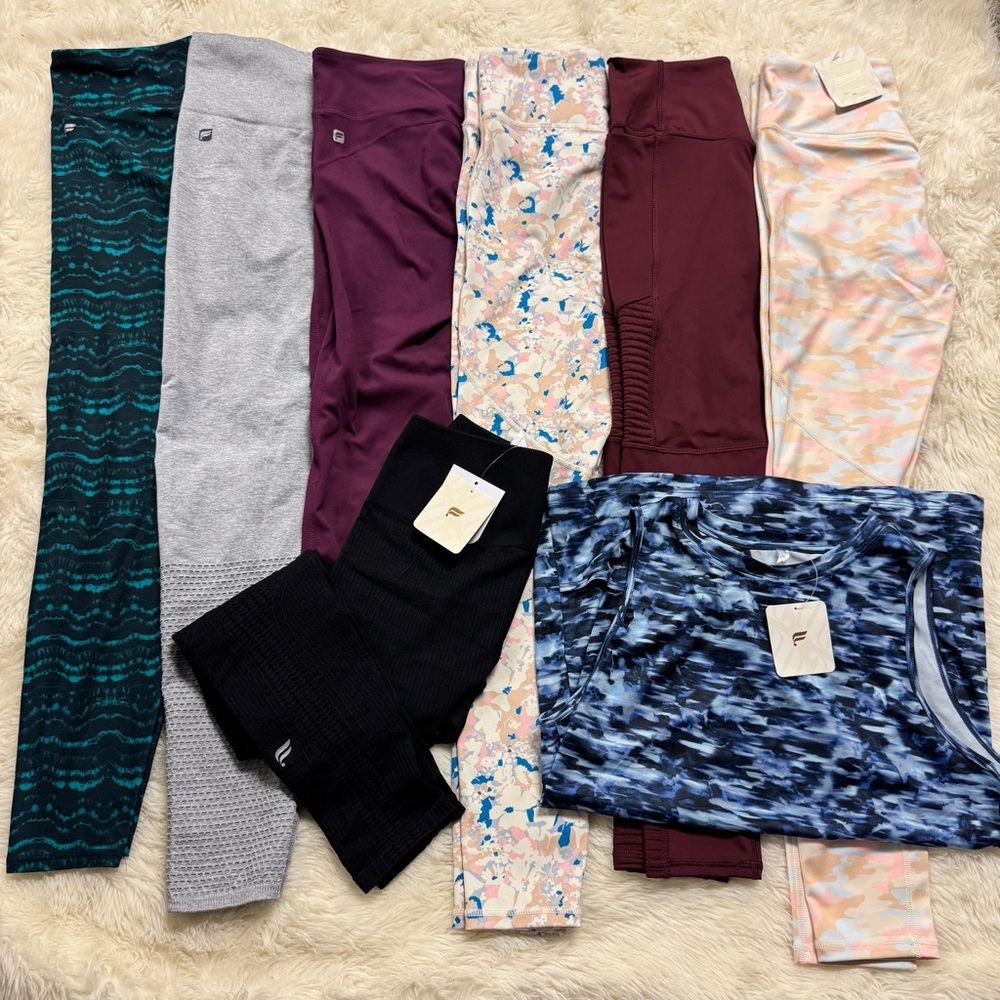 Women’s Fabletics 8-Piece Leggings Bundle Size Small